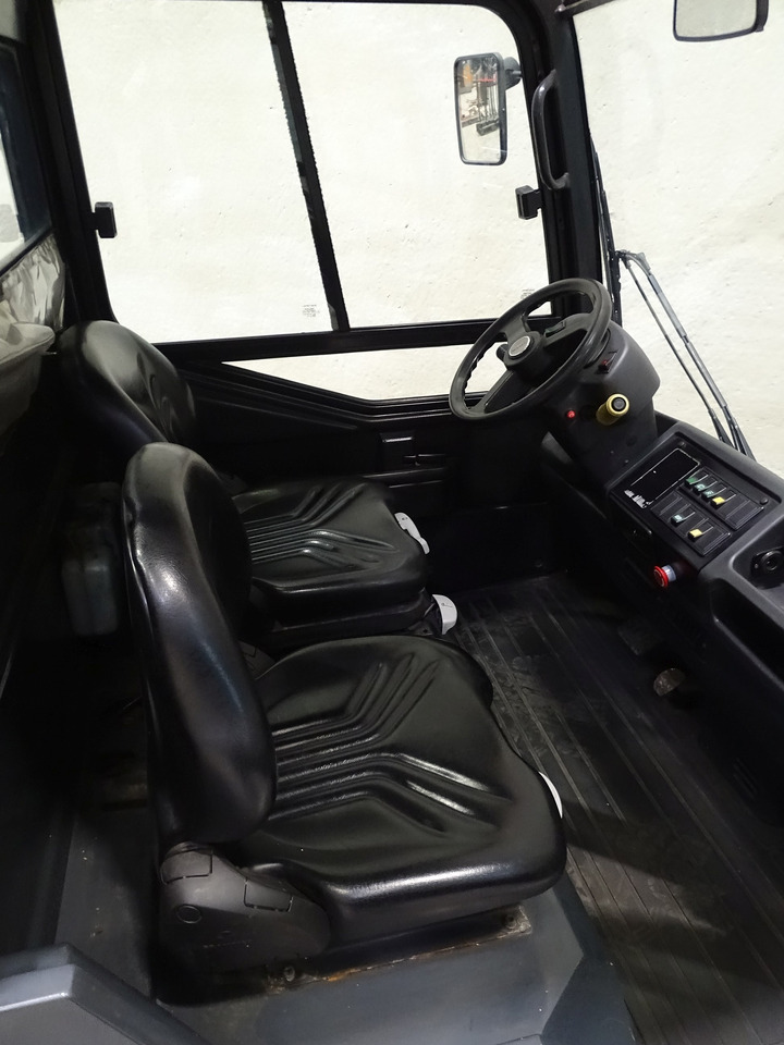 Still R07-25 - Noliktavas vilcējs: foto 3 Still R07-25 - Noliktavas vilcējs: foto 3