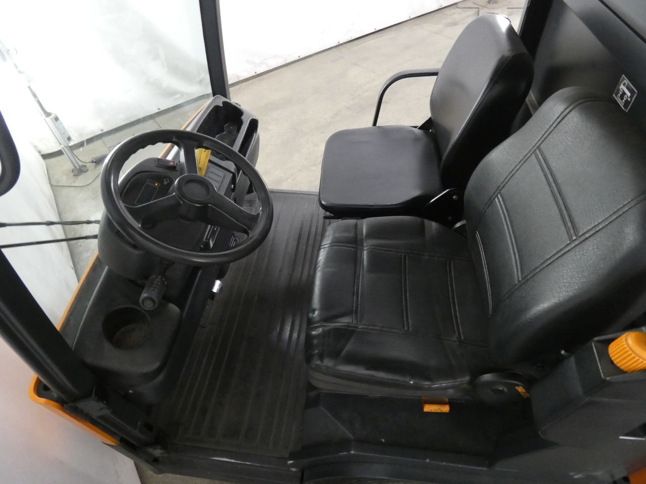 Still R08-20 - Noliktavas vilcējs: foto 3 Still R08-20 - Noliktavas vilcējs: foto 3