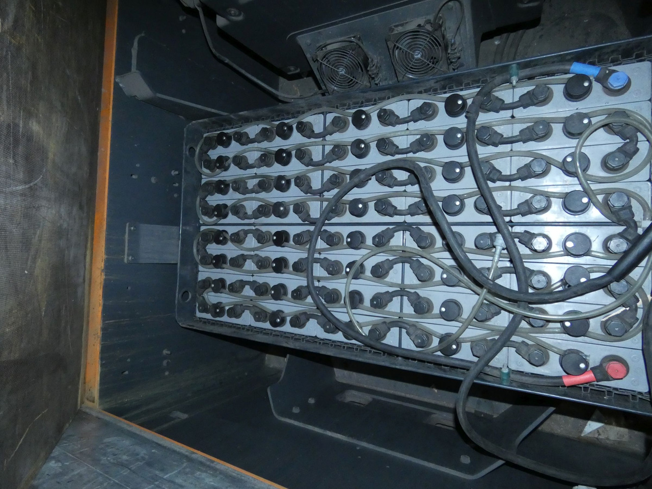 Still R08-20 - Noliktavas vilcējs: foto 4 Still R08-20 - Noliktavas vilcējs: foto 4