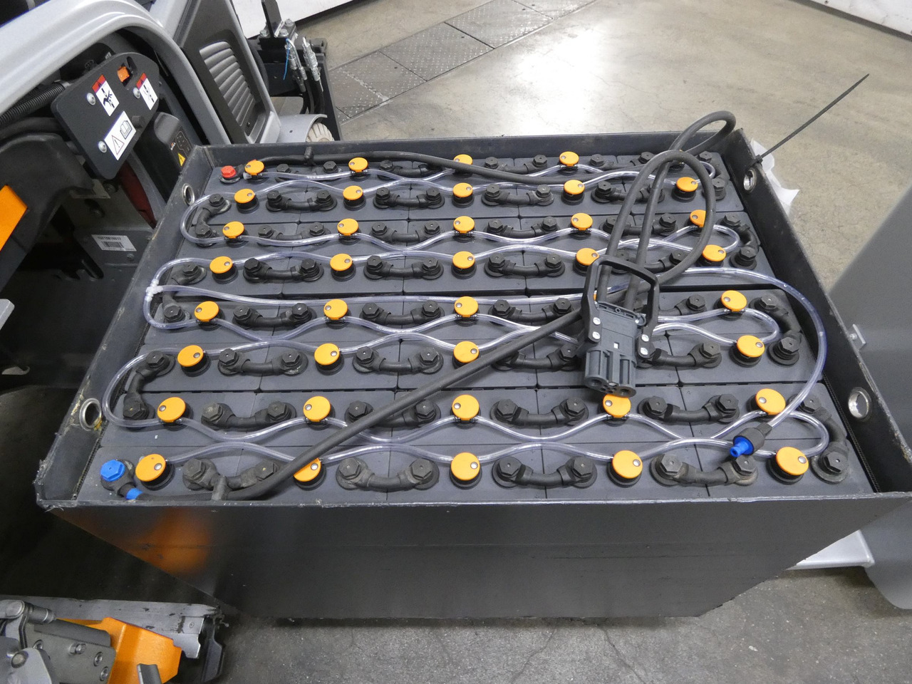 Still RX60-30/BRONZE - Elektroiekrāvējs: foto 4 Still RX60-30/BRONZE - Elektroiekrāvējs: foto 4