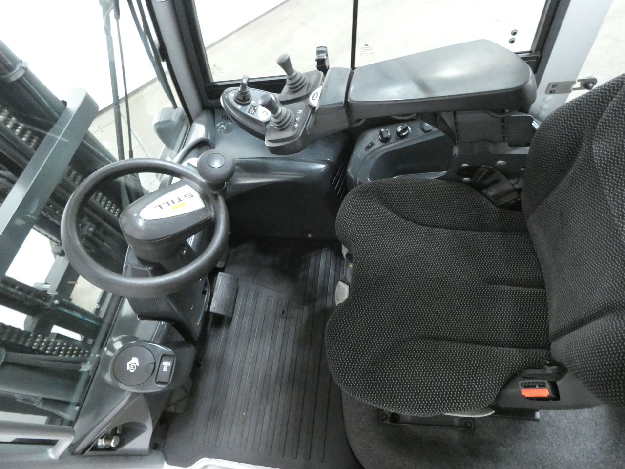 Still RX70-50/600 - Dīzeļiekrāvējs: foto 3 Still RX70-50/600 - Dīzeļiekrāvējs: foto 3