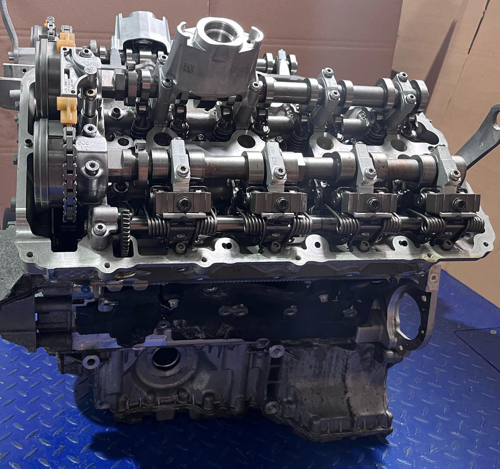 BMW Motor N63B44D Euro 6 - Dzinējs un rezerves daļas - Citas iekārtas: foto 5 BMW Motor N63B44D Euro 6 - Dzinējs un rezerves daļas - Citas iekārtas: foto 5