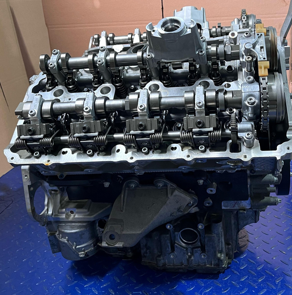 BMW Motor N63B44D Euro 6 - Dzinējs un rezerves daļas - Citas iekārtas: foto 4 BMW Motor N63B44D Euro 6 - Dzinējs un rezerves daļas - Citas iekārtas: foto 4