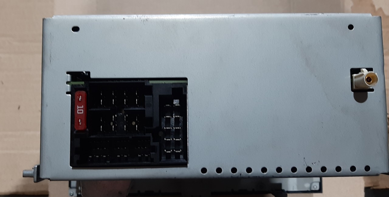 BOSCH / REXROTH Mercedes Actros MP4 CD Player A0004467662 - Kabīne un interjers - Kravas automašīna: foto 2 BOSCH / REXROTH Mercedes Actros MP4 CD Player A0004467662 - Kabīne un interjers - Kravas automašīna: foto 2