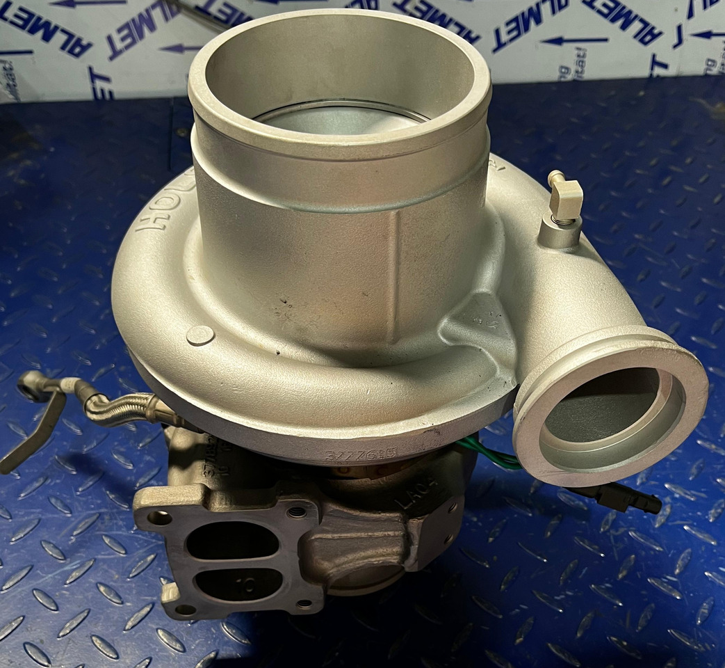 CLAAS Turbocharger Claas Lexion - Turbīna: foto 2 CLAAS Turbocharger Claas Lexion - Turbīna: foto 2