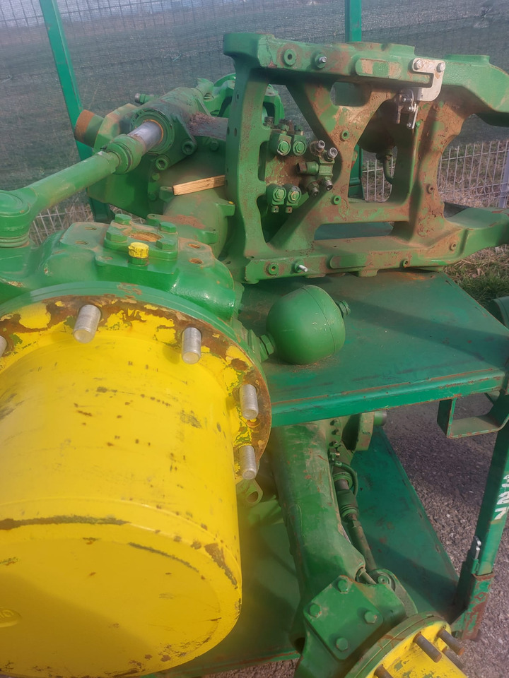 JOHN DEERE FRONT AXLE AL223008 - Asis un rezerves daļas - Lauksaimniecības tehnika: foto 1 JOHN DEERE FRONT AXLE AL223008 - Asis un rezerves daļas - Lauksaimniecības tehnika: foto 1