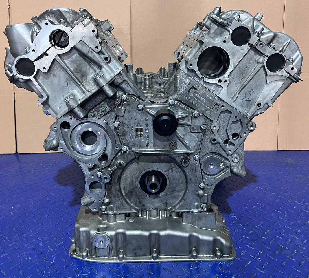 MERCEDES-BENZ Motor Reconditionat OM642.899 - Dzinējs - Kravas automašīna: foto 1 MERCEDES-BENZ Motor Reconditionat OM642.899 - Dzinējs - Kravas automašīna: foto 1