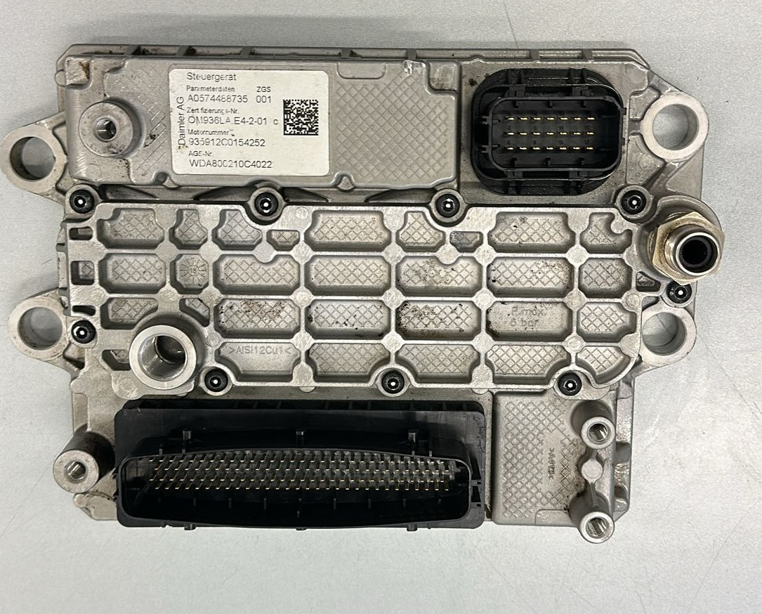 Manitou MRT 2150 PRIVILEGE PLUS ST4 S2 ECU A0014466435 - Elektroniskais vadības bloks (ECU) - Iekraušanas tehnika: foto 4 Manitou MRT 2150 PRIVILEGE PLUS ST4 S2 ECU A0014466435 - Elektroniskais vadības bloks (ECU) - Iekraušanas tehnika: foto 4