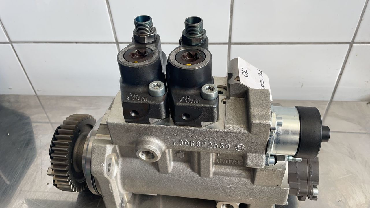 Mercedes Actros MP4 Injection Pump A4700900850 - Degvielas sūknis - Kravas automašīna: foto 5 Mercedes Actros MP4 Injection Pump A4700900850 - Degvielas sūknis - Kravas automašīna: foto 5