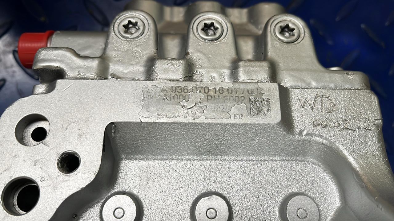 Mercedes Atego Arocs Euro 6 High Pressure Pump OM936 - Degvielas sūknis - Kravas automašīna: foto 5 Mercedes Atego Arocs Euro 6 High Pressure Pump OM936 - Degvielas sūknis - Kravas automašīna: foto 5