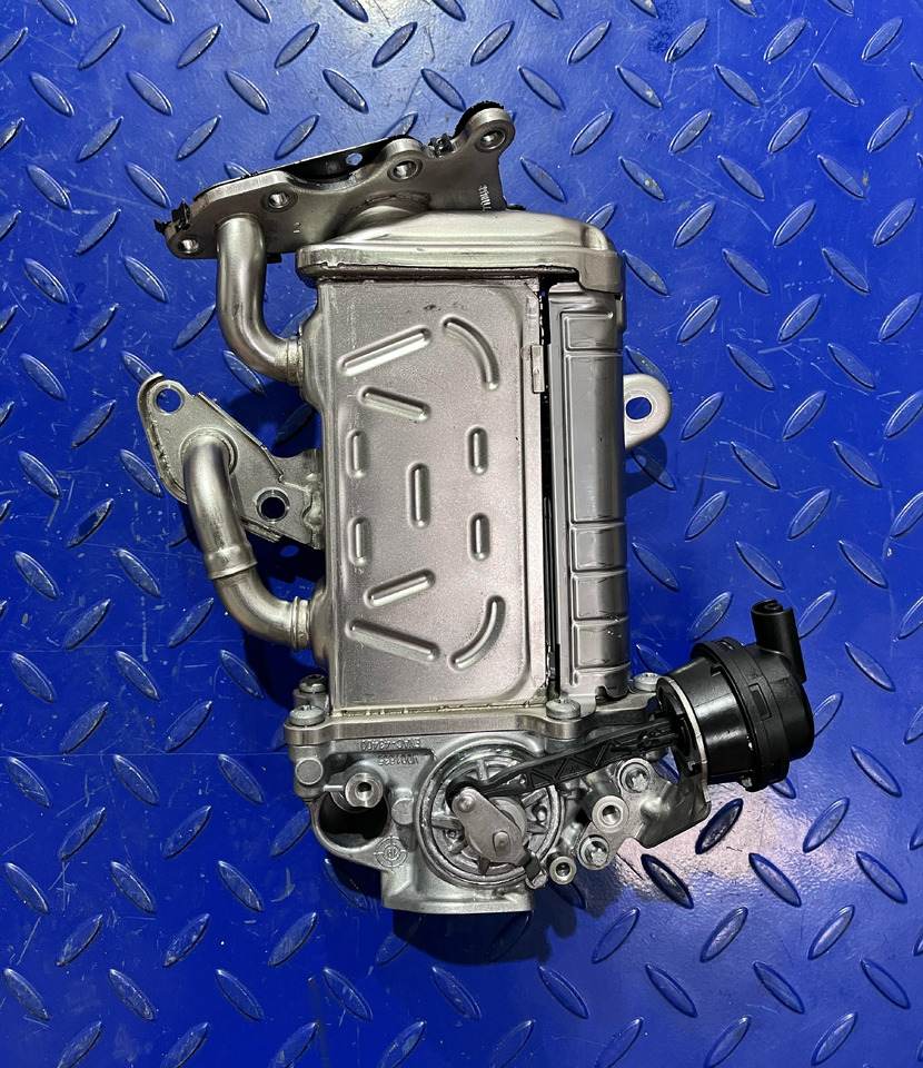 Mercedes Benz EGR Radiator A6541409200 - EGR dzesētājs: foto 1 Mercedes Benz EGR Radiator A6541409200 - EGR dzesētājs: foto 1