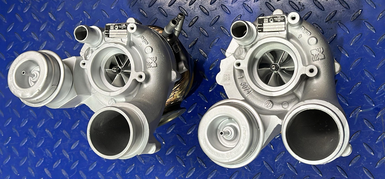 Mercedes Benz M177/M178 A1770905702+A1770905602 - Turbīna: foto 2 Mercedes Benz M177/M178 A1770905702+A1770905602 - Turbīna: foto 2