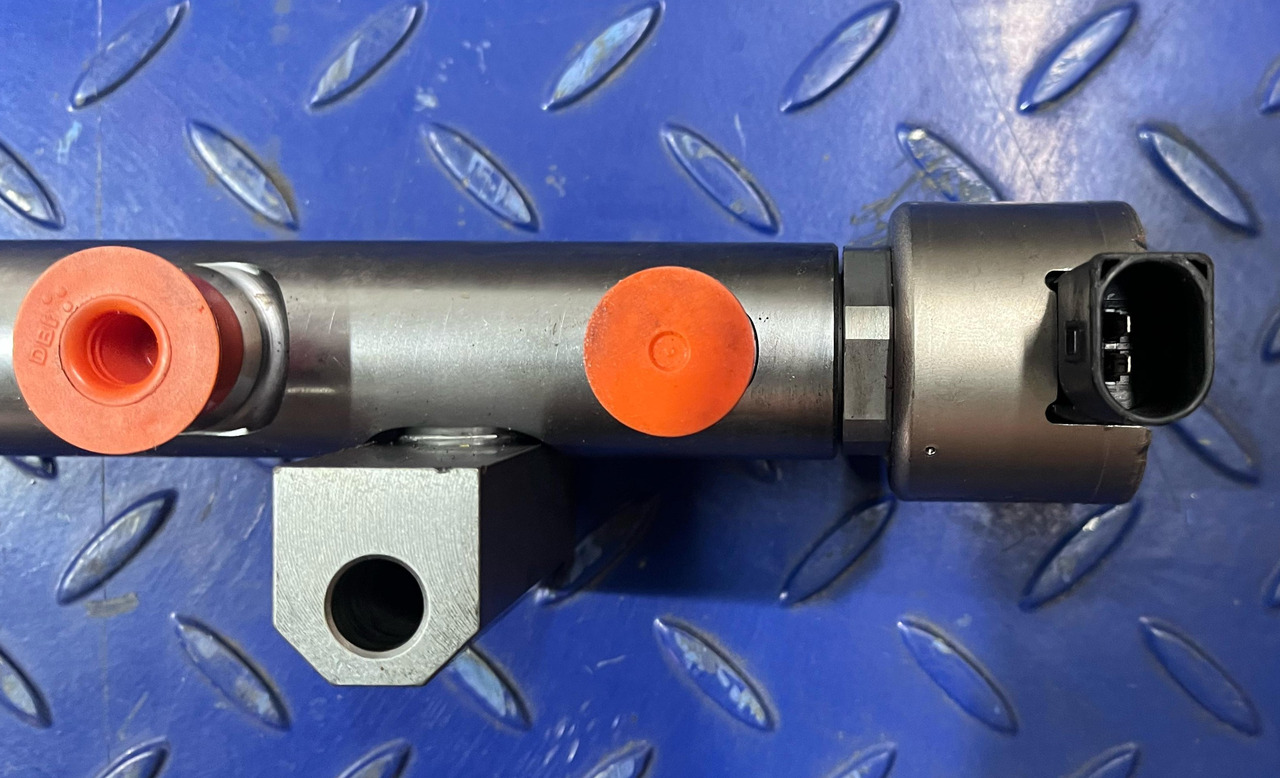 Mercedes Common Rail Pipe A9360780845 - Degvielas sistēma: foto 1 Mercedes Common Rail Pipe A9360780845 - Degvielas sistēma: foto 1