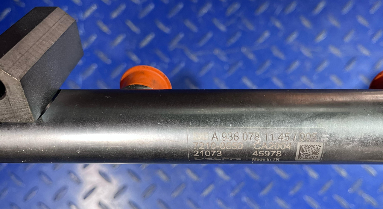 Mercedes Common Rail Pipe A9360780845 - Degvielas sistēma: foto 5 Mercedes Common Rail Pipe A9360780845 - Degvielas sistēma: foto 5