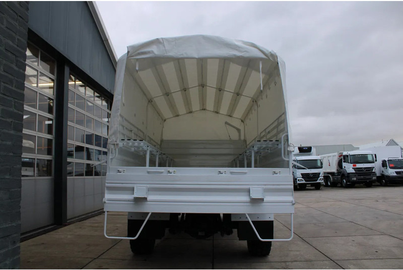Mercedes-Benz Arocs 1836 A 4x4 Cargo Truck - Kravas automašīna ar tentu: foto 4 Mercedes-Benz Arocs 1836 A 4x4 Cargo Truck - Kravas automašīna ar tentu: foto 4