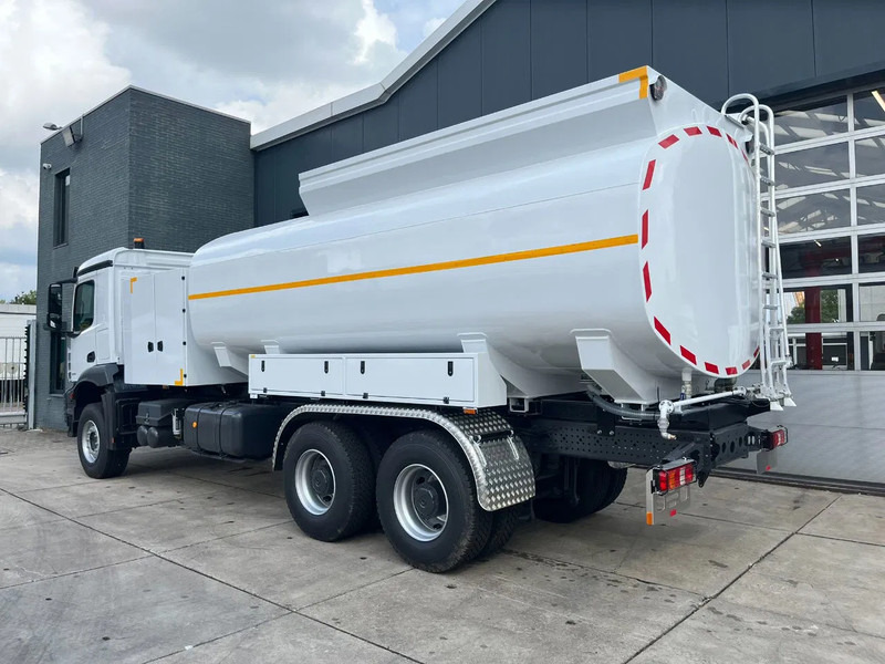 Mercedes-Benz Arocs 4040 6x6 Water Tank Truck - Autocisterna: foto 3 Mercedes-Benz Arocs 4040 6x6 Water Tank Truck - Autocisterna: foto 3
