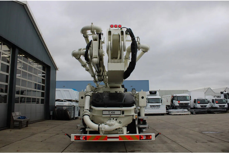 Mercedes-Benz Arocs 4140 8x4 Sany SY49 Concrete Pump Build by Putzmeister - Betona sūknis: foto 5 Mercedes-Benz Arocs 4140 8x4 Sany SY49 Concrete Pump Build by Putzmeister - Betona sūknis: foto 5