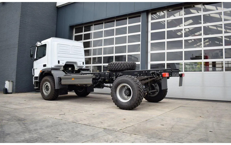Mercedes-Benz Atego 1725 4x4 Chassis Cabin (2 units) - Šasija kravas automašīna: foto 3 Mercedes-Benz Atego 1725 4x4 Chassis Cabin (2 units) - Šasija kravas automašīna: foto 3