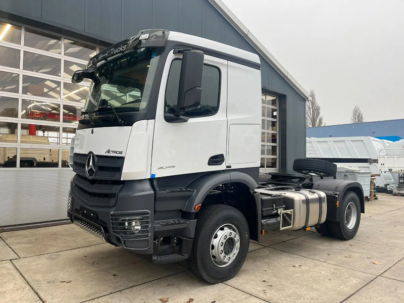 Mercedes-Benz Actros 2045 S 4x2 Tractor Head - Vilcējs: foto 1 Mercedes-Benz Actros 2045 S 4x2 Tractor Head - Vilcējs: foto 1