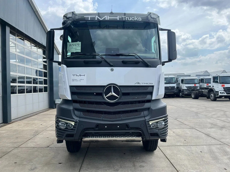 Mercedes-Benz Actros 3348 S 6x4 Tractor Head - Vilcējs: foto 2 Mercedes-Benz Actros 3348 S 6x4 Tractor Head - Vilcējs: foto 2