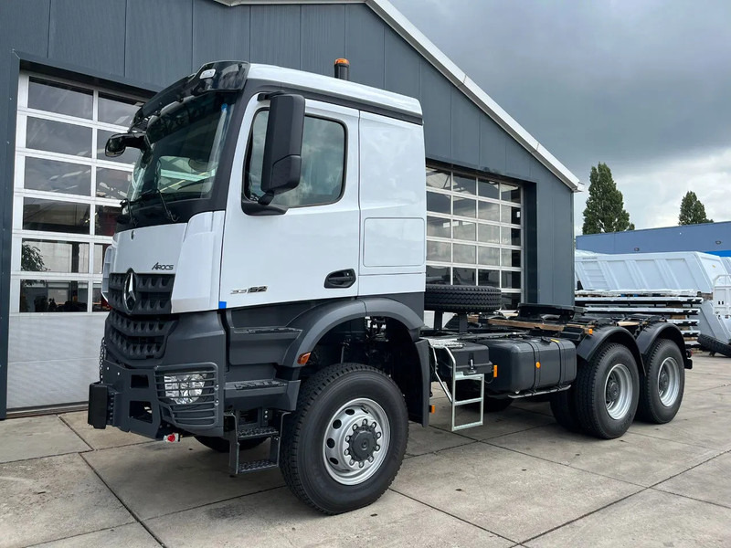 Mercedes-Benz Arocs 4058 AS 6x6 Tractor Head 180T Push Pull (Pre order) - Vilcējs: foto 1 Mercedes-Benz Arocs 4058 AS 6x6 Tractor Head 180T Push Pull (Pre order) - Vilcējs: foto 1