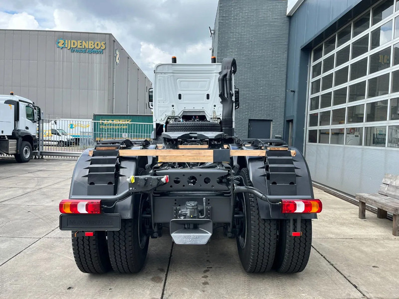 Mercedes-Benz Arocs 4058 AS 6x6 Tractor Head 180T Push Pull (Pre order) - Vilcējs: foto 4 Mercedes-Benz Arocs 4058 AS 6x6 Tractor Head 180T Push Pull (Pre order) - Vilcējs: foto 4