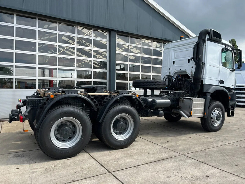 Mercedes-Benz Arocs 4058 AS 6x6 Tractor Head 180T Push Pull (Pre order) - Vilcējs: foto 5 Mercedes-Benz Arocs 4058 AS 6x6 Tractor Head 180T Push Pull (Pre order) - Vilcējs: foto 5