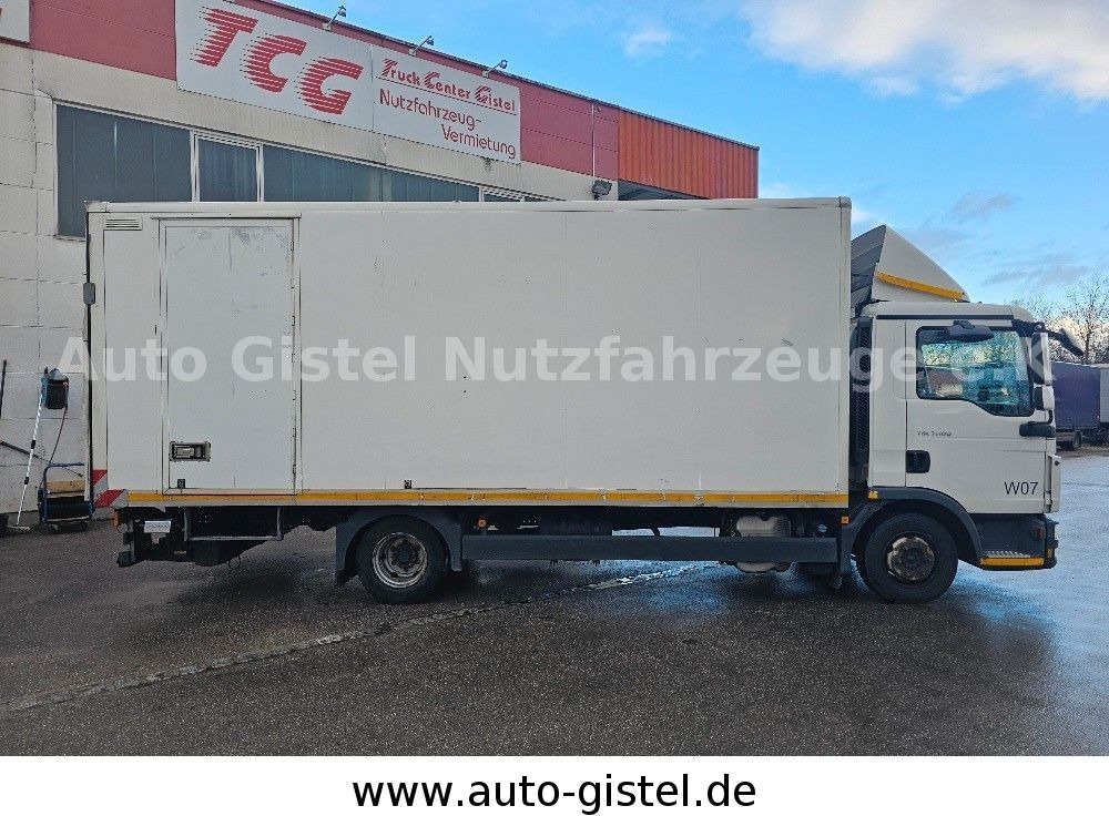 MAN TGL 8.190*Hebebühne 1000kg*8x verfügbar* MAN TGL 8.190*Hebebühne 1000kg*3x verfügbar* - Furgons ar slēgtā virsbūve: foto 2 MAN TGL 8.190*Hebebühne 1000kg*8x verfügbar* MAN TGL 8.190*Hebebühne 1000kg*3x verfügbar* - Furgons ar slēgtā virsbūve: foto 2