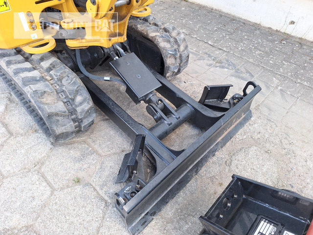 Mini-ekskavators Cat 301.5-05A: foto 11