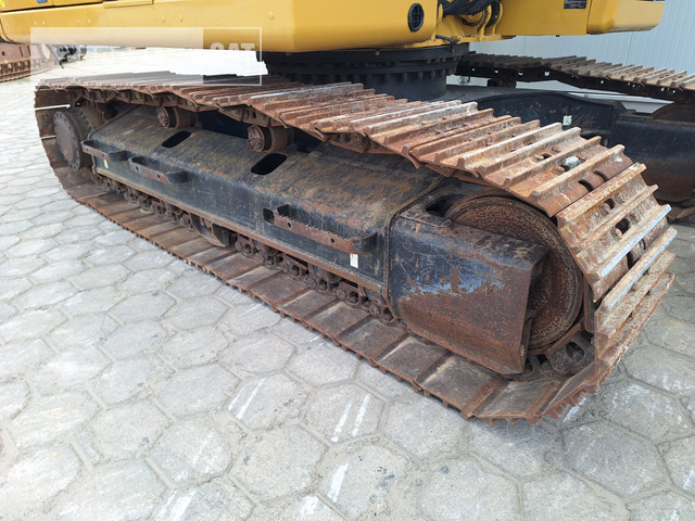 Kāpurķēžu ekskavators Cat 320GC: foto 13