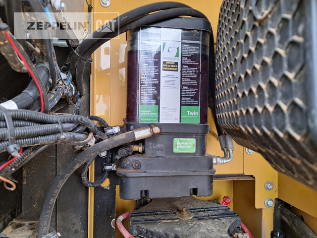 Kāpurķēžu ekskavators Cat 320GC: foto 30