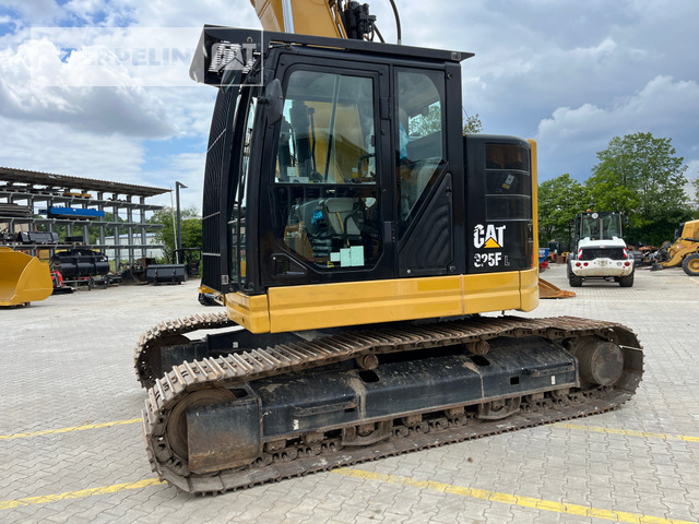 Cat 325FL - Kāpurķēžu ekskavators: foto 3 Cat 325FL - Kāpurķēžu ekskavators: foto 3