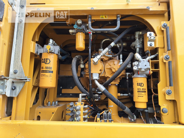 Kāpurķēžu ekskavators Cat 352FL: foto 38