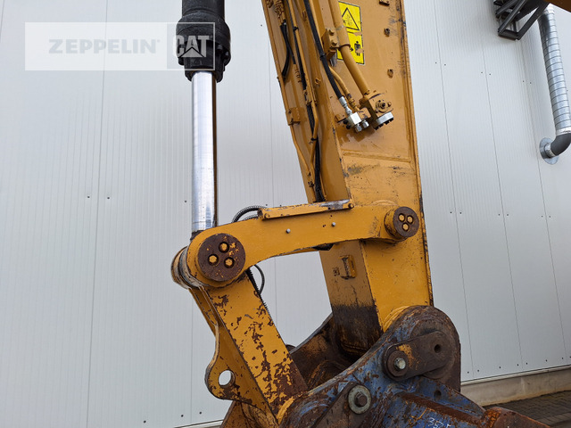 Kāpurķēžu ekskavators Cat 352FL: foto 7