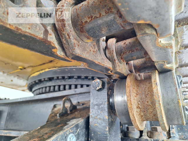 Kāpurķēžu ekskavators Cat 352FL: foto 26