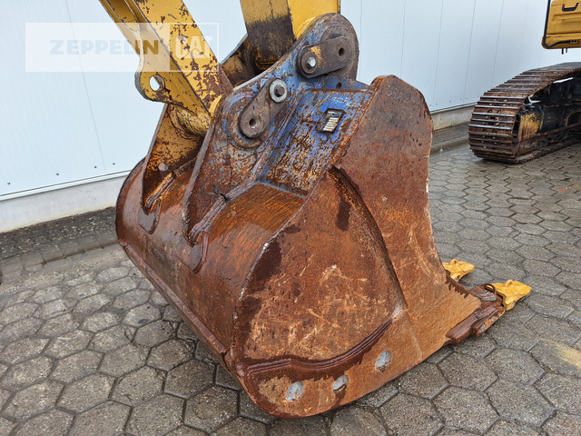 Kāpurķēžu ekskavators Cat 352FL: foto 10