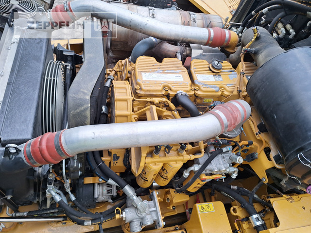 Artikulētias pašizgāzējs Cat 735B: foto 19