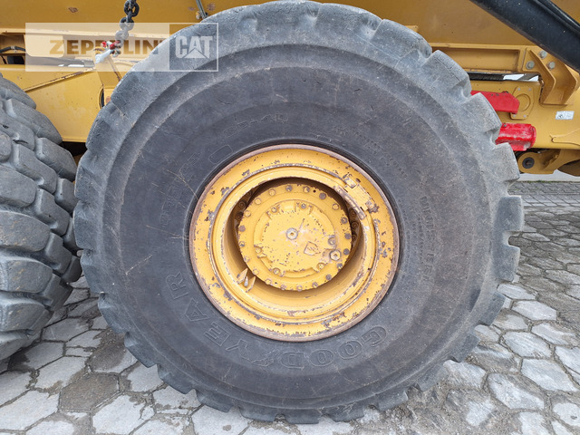 Artikulētias pašizgāzējs Cat 735B: foto 9