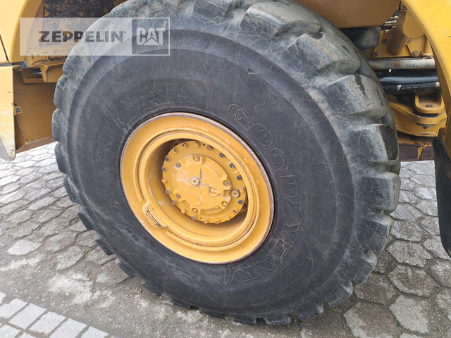 Artikulētias pašizgāzējs Cat 735B: foto 17