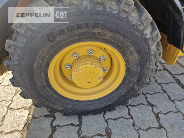Cat 906M līzingu Cat 906M: foto 16