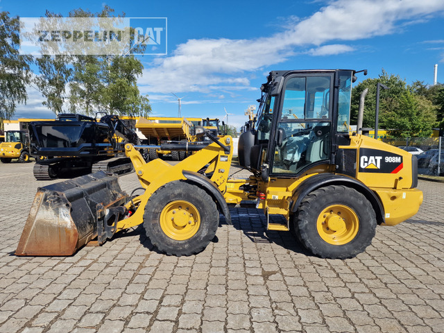 Cat 908M - Riteņu iekrāvējs: foto 3 Cat 908M - Riteņu iekrāvējs: foto 3