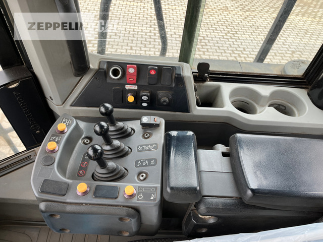 Riteņu iekrāvējs Cat 962M: foto 34