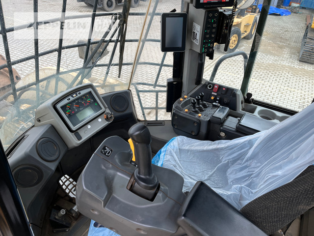 Riteņu iekrāvējs Cat 962M: foto 32