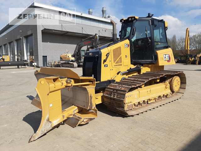Cat D4-16A - Buldozers: foto 1 Cat D4-16A - Buldozers: foto 1