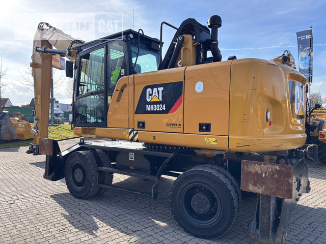Cat MH3024-06C - Atkritumu iekrāvējs: foto 4 Cat MH3024-06C - Atkritumu iekrāvējs: foto 4