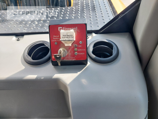 Atkritumu iekrāvējs Cat MH3024-06C: foto 37