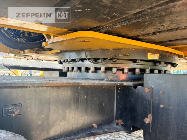 Atkritumu iekrāvējs Cat MH3026-06C: foto 18
