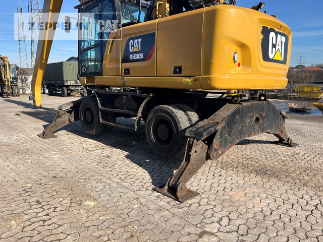 Atkritumu iekrāvējs Cat MH3026-06C: foto 26