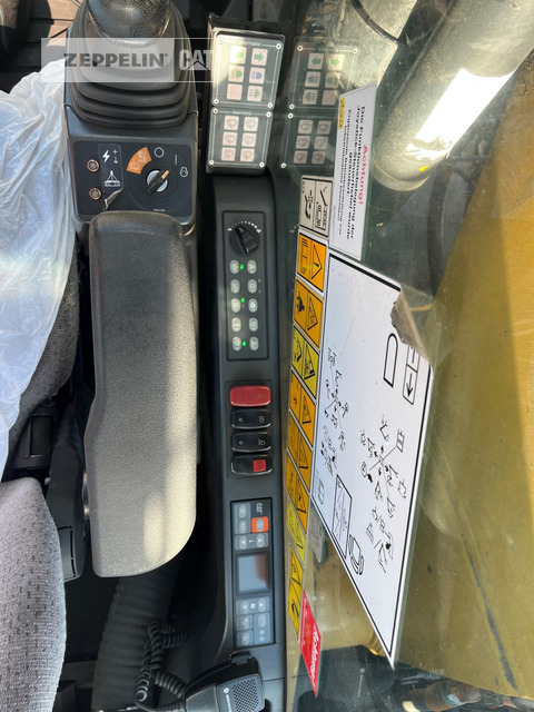 Atkritumu iekrāvējs Cat MH3026-06C: foto 20