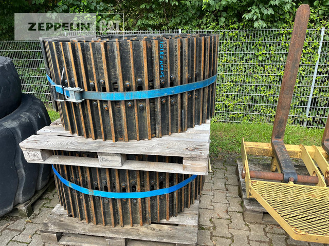 Cat Primärprodukte Kompo - Kāpurķēdes - Celtniecības tehnika: foto 1 Cat Primärprodukte Kompo - Kāpurķēdes - Celtniecības tehnika: foto 1
